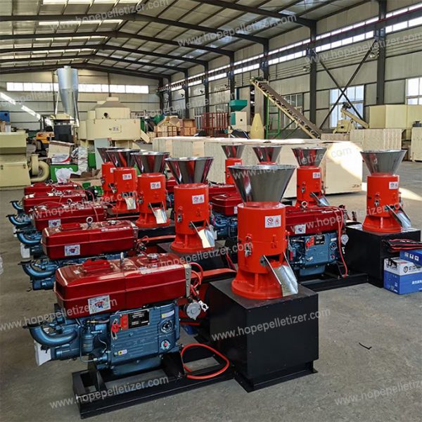 Best Selling High Quality Flat Die 22HP Diesel Engine Wood Pellet Mill - Image 2