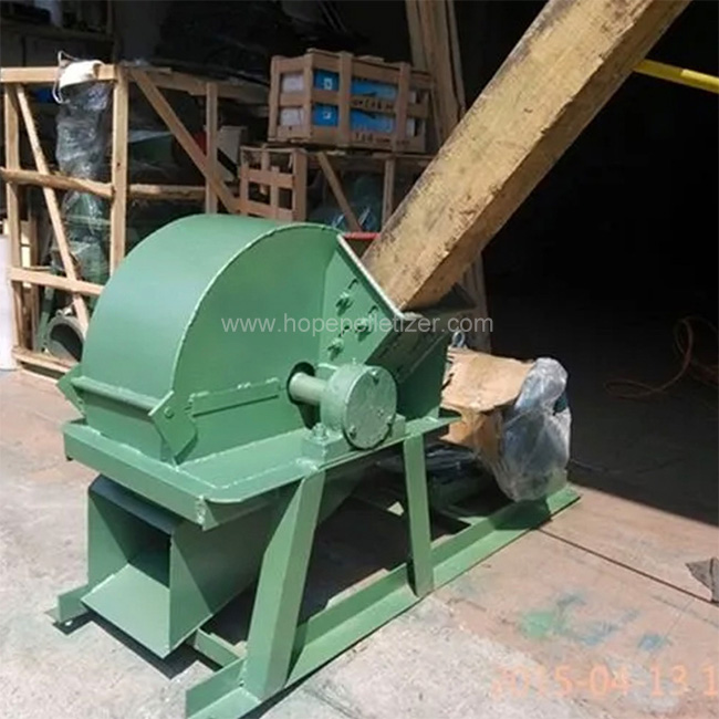 High Productivity Diesel 420 Mobile Wood Chipper for Branch Sawdust Bearing Applicable for Wood Crusher Used